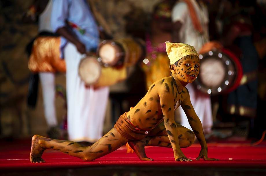 Velukudi Ramesh Group, Tiruvarur (Folk) (Mamallapuram Dance Festival 2012 - Folk dance)